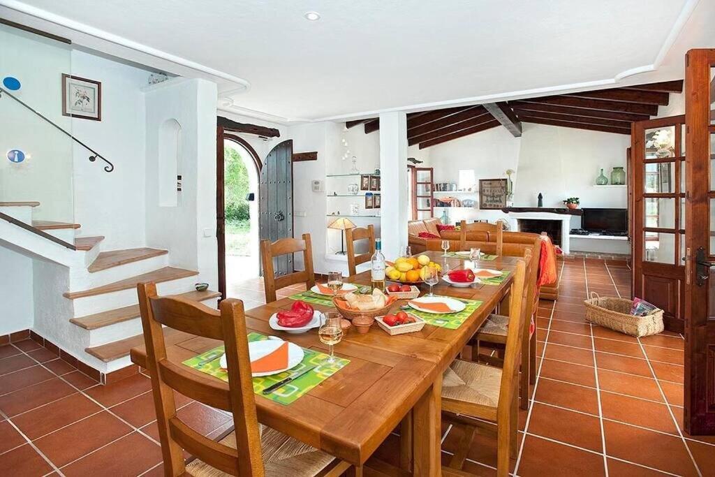 Ferienhaus Lovely Stone-clad With Large Garden By Renthousing